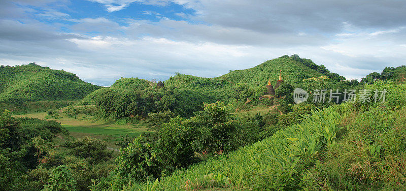 缅甸若开邦实兑Mrauk U的寺庙。